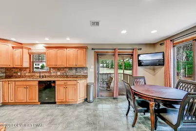  533 Rolling Pines Drive, Saylorsburg, PA 18353 - Photo 15