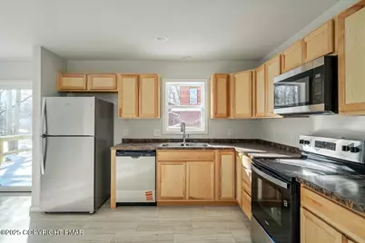  2460 Winding Way, Tobyhanna, PA 18466 - Photo 7