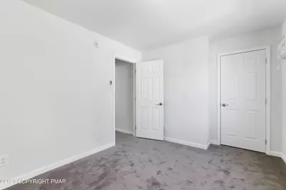  776 Country Place Drive, Tobyhanna, PA 18466 - Photo 17