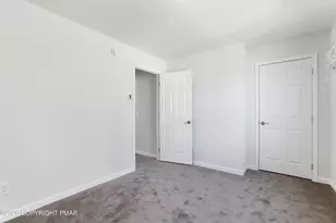 776 Country Pl Dr, Tobyhanna, PA 18466 - Photo 17