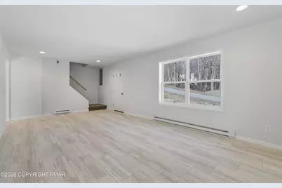  776 Country Place Drive, Tobyhanna, PA 18466 - Photo 5