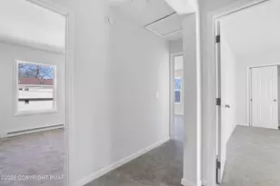 776 Country Pl Dr, Tobyhanna, PA 18466 - Photo 15