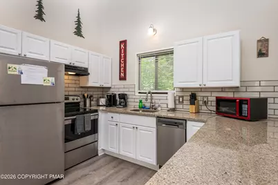  1783 Rolling Hills Drive, Tobyhanna, PA 18466 - Photo 5