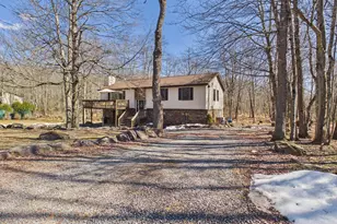 122 Wyalusing Dr, Pocono Lake, PA 18347 - Photo 3