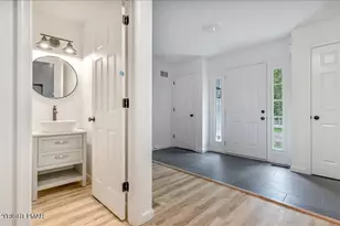 2704 Starlight Terrace, Tobyhanna, PA 18466 - Photo 45