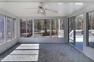 406 Broad Leaf Ln, Stroudsburg, PA 18360 - Photo 25