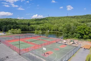 151 Kensington Dr, Bushkill, PA 18324 - Photo 97