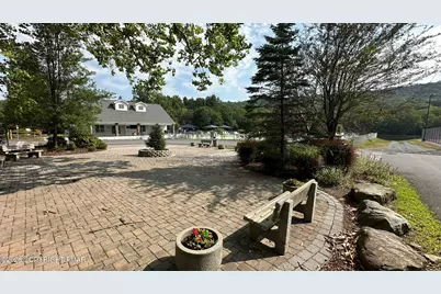  151 Kensington Drive, Bushkill, PA 18324 - Photo 53