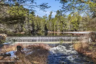 158 Halgas Ln, Pocono Pines, PA 18350 - Photo 3