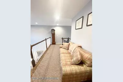  908 Macintosh Way, Matamoras, PA 18336 - Photo 23