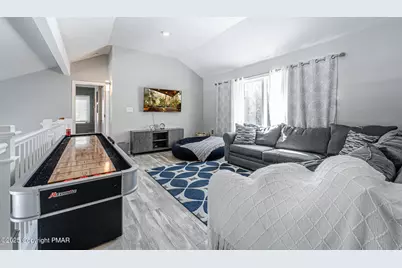  215 President Coolidge Place, Henryville, PA 18332 - Photo 29