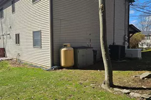 166 Tanbark Ln, Tannersville, PA 18372 - Photo 7