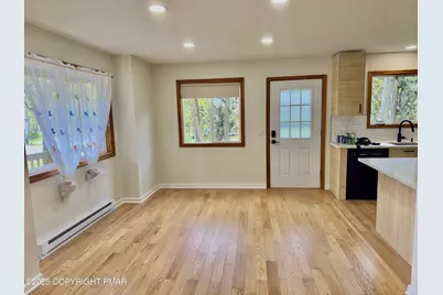  7067 Vista Drive, Tobyhanna, PA 18466 - Photo 7