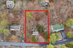 2398 Woodcrest Dr, East Stroudsburg, PA 18302 - Photo 3