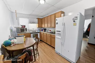 601 E Abbott St, Lansford, PA 18232 - Photo 7