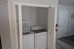 8094 Elizabeth Ln, Tobyhanna, PA 18466 - Photo 11