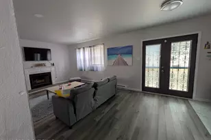 8094 Elizabeth Ln, Tobyhanna, PA 18466 - Photo 9