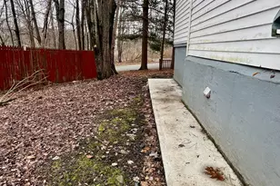 68 Midland St, Fell Township, PA 18407 - Photo 5