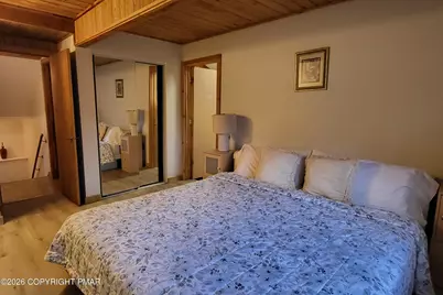  137 Regent Street, Bushkill, PA 18324 - Photo 15