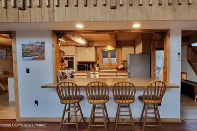  137 Regent Street, Bushkill, PA 18324 - Photo 7