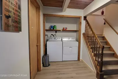  137 Regent Street, Bushkill, PA 18324 - Photo 29