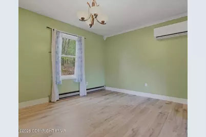  239 Sundance Road, Effort, PA 18330 - Photo 9