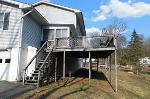 118 Burton Rd, Cresco, PA 18326 - Photo 5