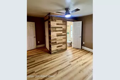  226 Lackawanna Avenue, Dupont, PA 18641 - Photo 15