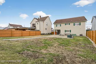 411 Moosic Rd, Old Forge, PA 18518 - Photo 13