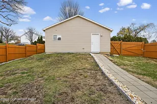 411 Moosic Rd, Old Forge, PA 18518 - Photo 9