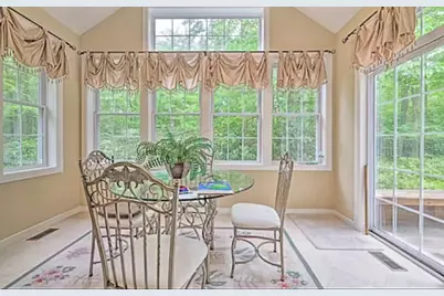  554 Pinecrest Drive, Pocono Pines, PA 18350 - Photo 21