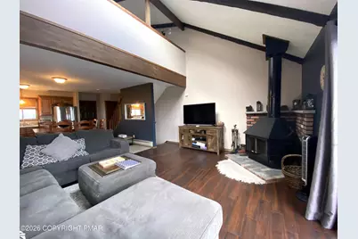  221 Cross Country Lane, Tannersville, PA 18372 - Photo 11