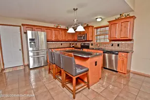 131 Canterbury Rd, Bushkill, PA 18324 - Photo 15