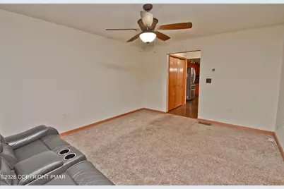  131 Canterbury Road, Bushkill, PA 18324 - Photo 21