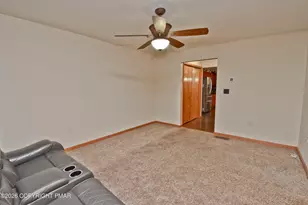 131 Canterbury Rd, Bushkill, PA 18324 - Photo 21