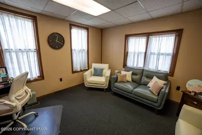  811 Monroe Street, Stroudsburg, PA 18360 - Photo 5