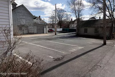  811 Monroe Street, Stroudsburg, PA 18360 - Photo 3