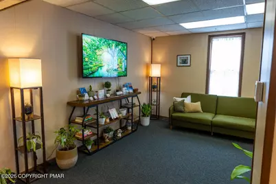  811 Monroe Street, Stroudsburg, PA 18360 - Photo 21