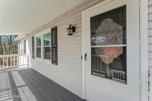 107 Mount Ranier Rd, Effort, PA 18330 - Photo 7