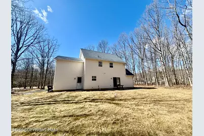  1126 Shogun Drive, Effort, PA 18330 - Photo 3