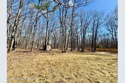  1126 Shogun Drive, Effort, PA 18330 - Photo 5