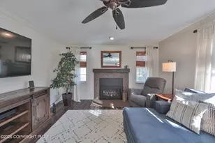 1551 Thornwood View, Easton, PA 18040 - Photo 9