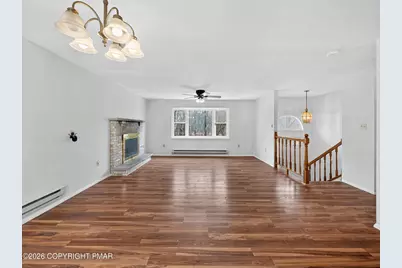  1518 Anne Ln, Effort, PA 18330 - Photo 9