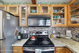 426 Oak Ct, Tannersville, PA 18372 - Photo 11