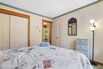  426 Oak Court, Tannersville, PA 18372 - Photo 17