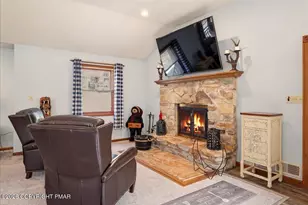 109 Banbury Dr, Bushkill, PA 18324 - Photo 5