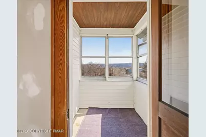  29-31 E Grove Street, Edwardsville, PA 18704 - Photo 17