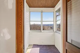 29-31 E Grove St, Edwardsville, PA 18704 - Photo 17