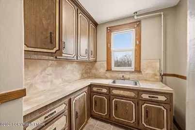  29-31 E Grove Street, Edwardsville, PA 18704 - Photo 11