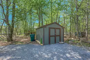 9894 Breezeway Terrace, Tobyhanna, PA 18466 - Photo 35
